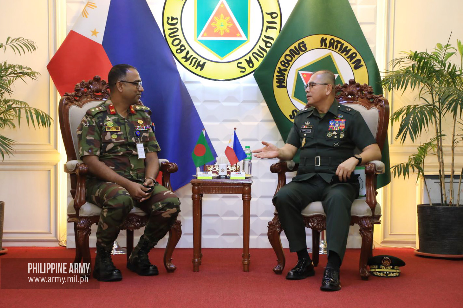 Bangladesh senior military officers hold PA study tour